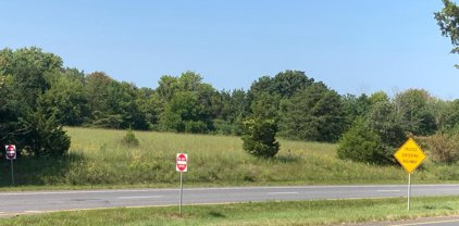 11456 Marsh Rd, Bealeton