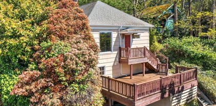3452 14th Avenue W, Seattle