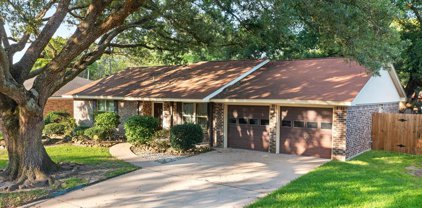 1905 Happy Valley Drive, Baytown