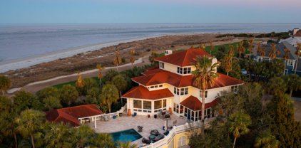 61 Ocean Point Drive, Isle Of Palms