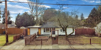 5702 241st St  SW, Mountlake Terrace