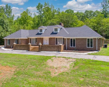 202 Woodlake, Spartanburg