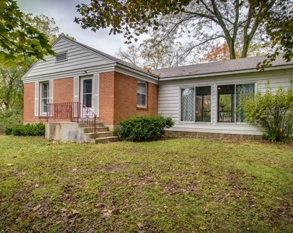 260 S Western Avenue, Bartlett