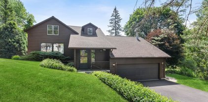 1127 Cermak Road, Algonquin