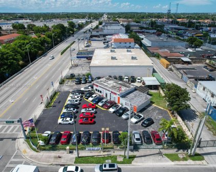 2315 W 4th Ave, Hialeah