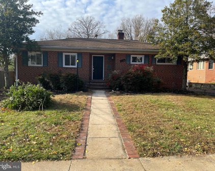 2116 Oak Lodge, Catonsville