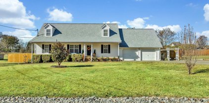 3941 Honeysuckle Way, Chapel Hill