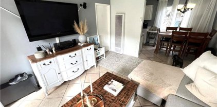 416 Orange Avenue Unit 4, Long Beach