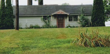 520 Orchard Road, Marshall