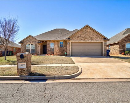 19205 Garden Creek Lane, Edmond