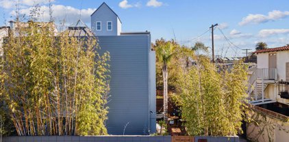 101  Wavecrest Ave, Venice