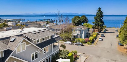 234 2nd Avenue N Unit #100, Edmonds