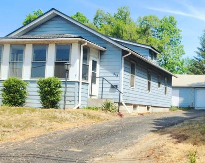 514 Crooks Street, Belding