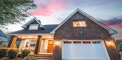 540 COLLIER DR, Springfield
