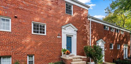 1552 Mount Eagle Pl, Alexandria