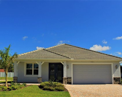5225 Willow Lake Court, Central Sarasota