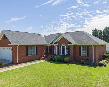 306 Lake Pointe Road, Hartwell