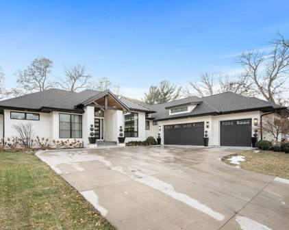 700 Evergreen Knolls, Mendota Heights