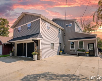 1775 Edwin Drive, Wayland