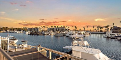 17019 Edgewater Lane, Huntington Beach