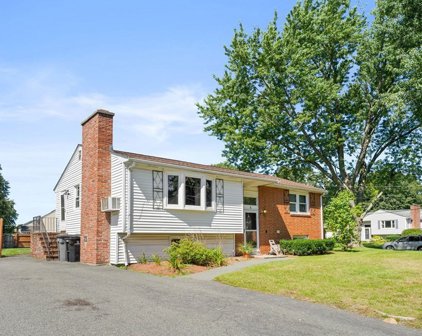8 Brigati Ter, Framingham