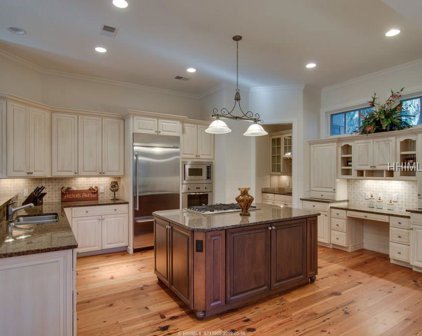 8 Whistling Swan Road, Hilton Head Island