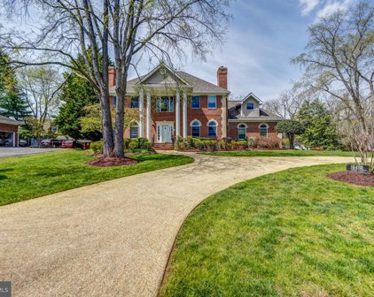 16458 Emory Ln, Rockville