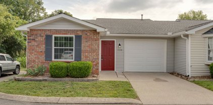 125 Pepper Grove Dr, Springfield