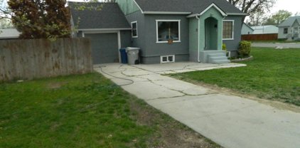 1203 E Roosevelt, Nampa