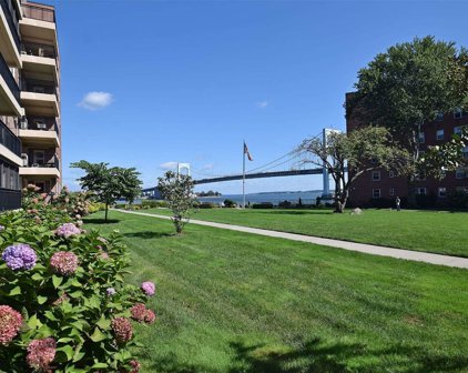 162-21 Powells Cove Boulevard Unit #1N, Beechhurst