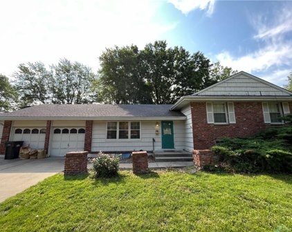 205 SW Craigmont Drive, Lee's Summit