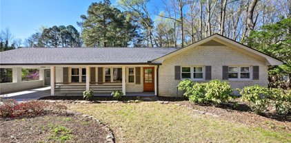 2432 Nancy Ne Lane, Atlanta