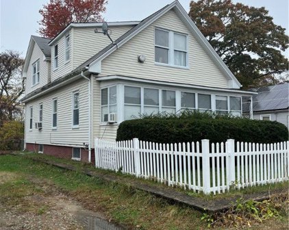 151 Worcester Avenue, East Providence