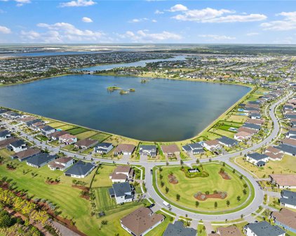 757 Hookline Cir, Loxahatchee