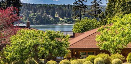 7777 Hansen Road NE, Bainbridge Island