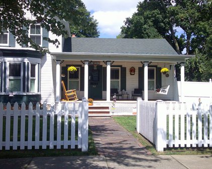 312 W Front Street, Buchanan