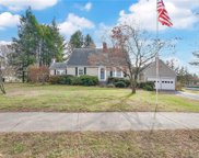 88 Middle Road, Enfield image