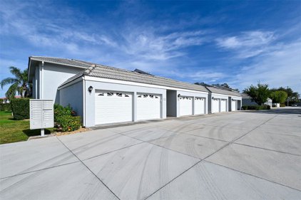 1041 Capri Isles Boulevard Unit 110, Venice