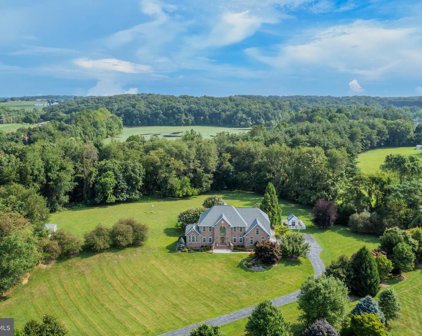 6347 Trout Stream Dr, Sykesville
