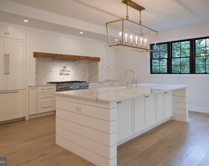 501 Old Gulph Rd, Bryn Mawr