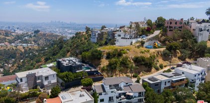 2152  Groveland Dr, Los Angeles