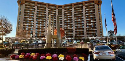 11215 Valley Forge Cir Unit #1215, King Of Prussia
