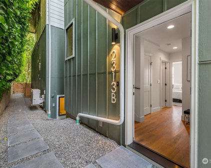2313 B E Harrison Street, Seattle
