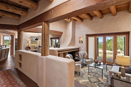 15 Sunflower Drive, Santa Fe