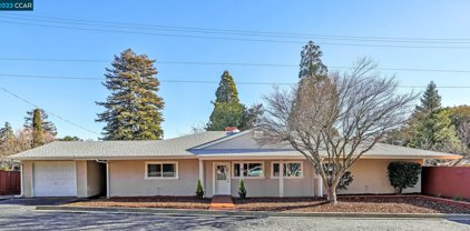 9 Donegal Ct, Pinole