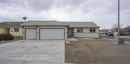 1102 Reed Cir, Fernley
