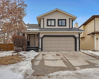 605 Downey Place, Foothills County