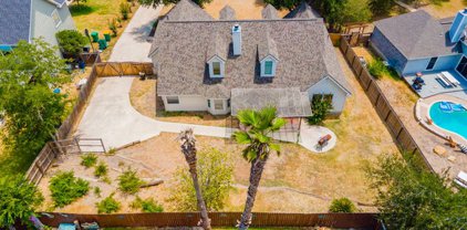 104 River Forest, Castroville