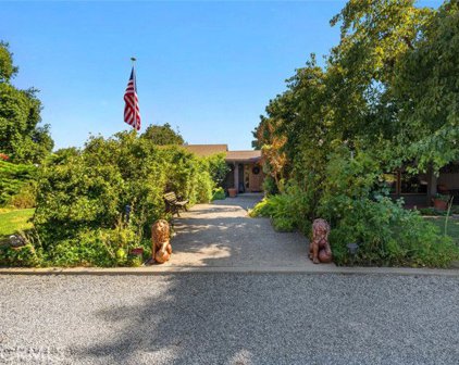 235 Hotchkiss Drive, Lemoore