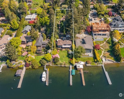 9525 Lake Washington Boulevard NE, Bellevue